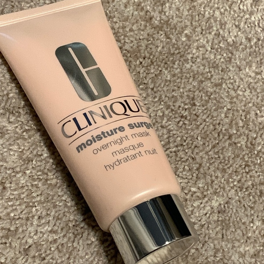 Clinique moisture surge